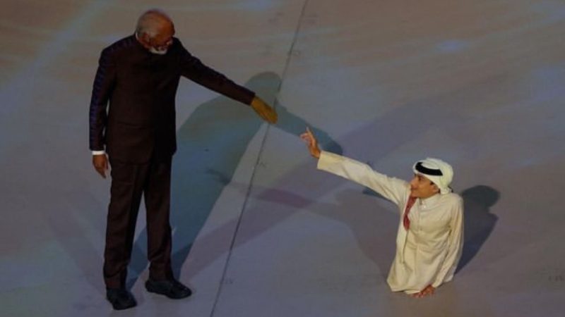 Foto Morgan Freeman dan Ghanim al-Muftah saat di pembukaan piala dunia 2022 foto dari IG @sayidatynet
